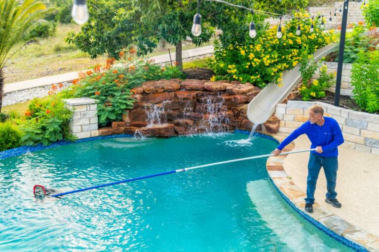 Pool Cleaning Service Los Angeles